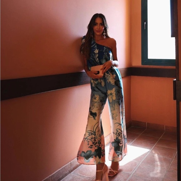 NWT ZARA Blue Floral One-Shoulder Wide Leg Jumpsuit XS - Picture 4 of 16